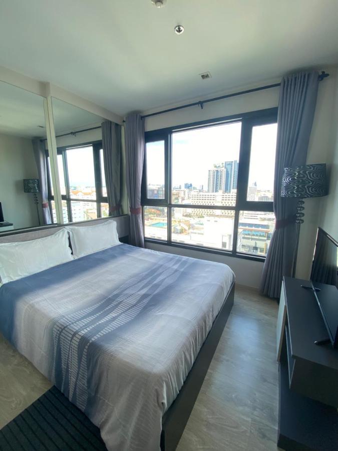 Appartement The Base In Pattaya Extérieur photo